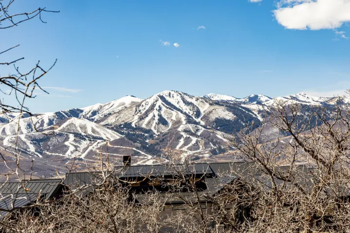 11114 N Wrangler Cir, Hideout, Utah 84036