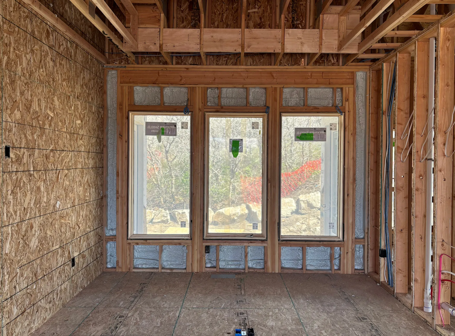 Closed foam Insulation in the Office/library