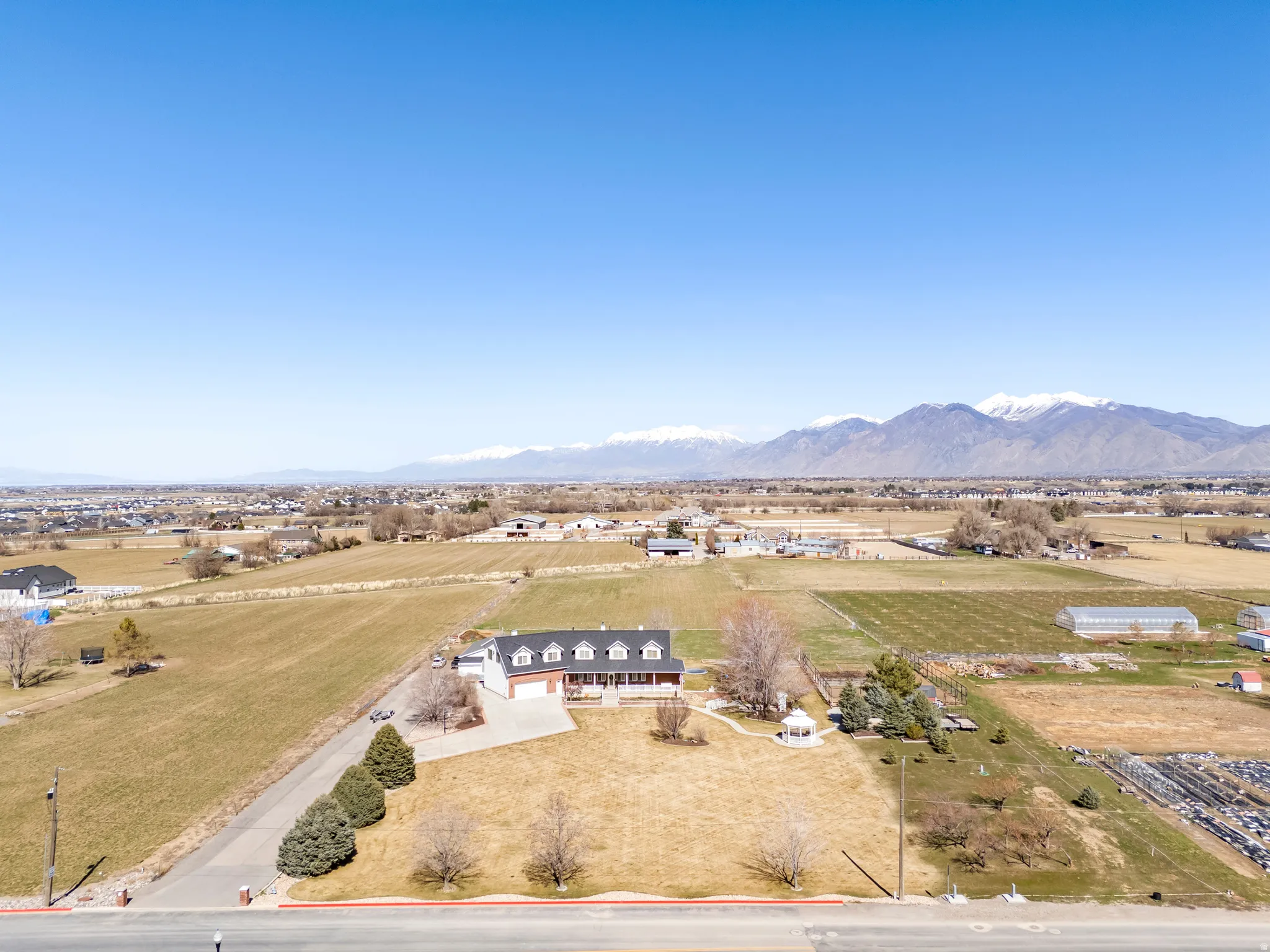Overview of rural landscape with mountains