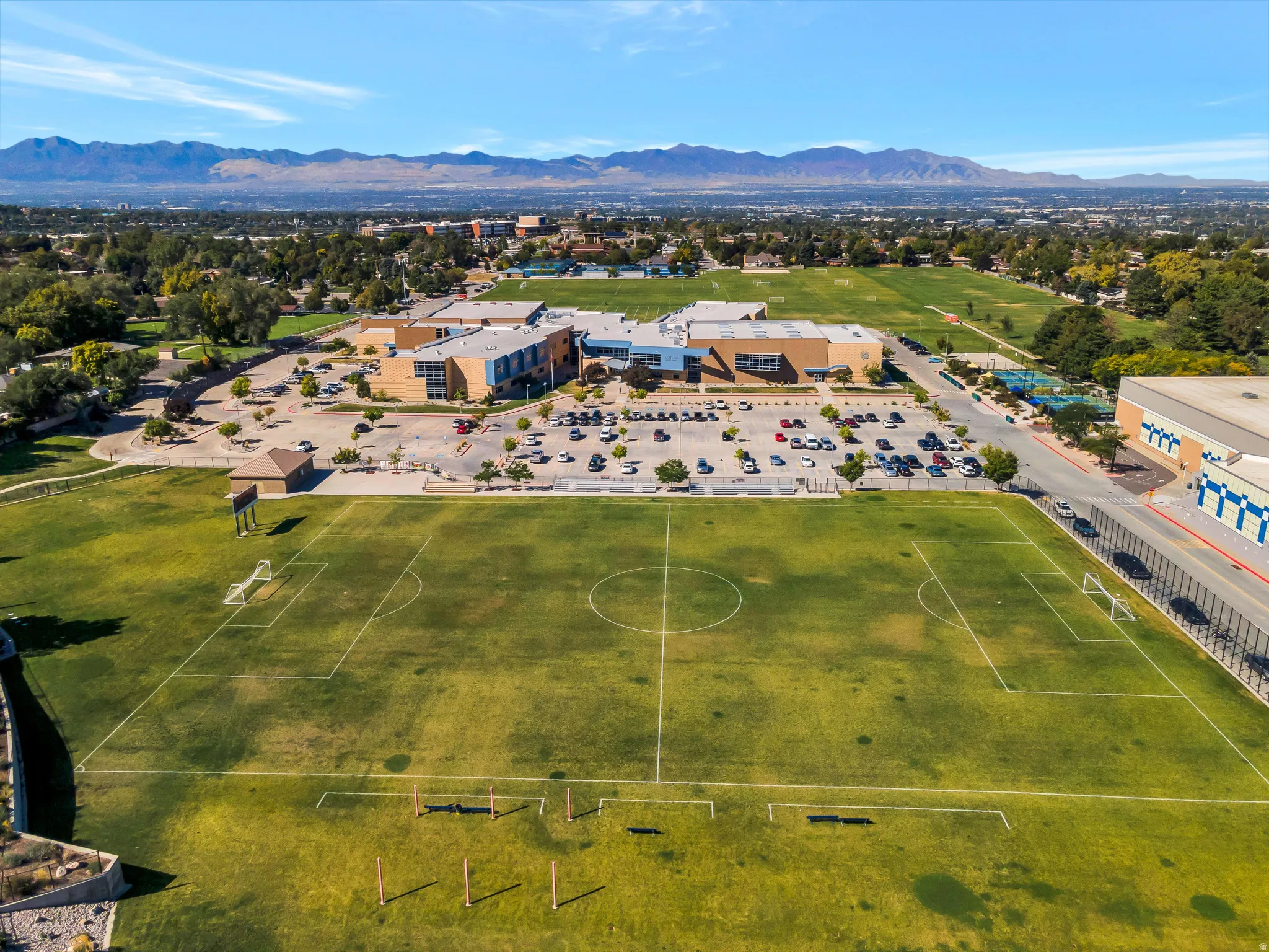 Bird's eye view of a mountainous background