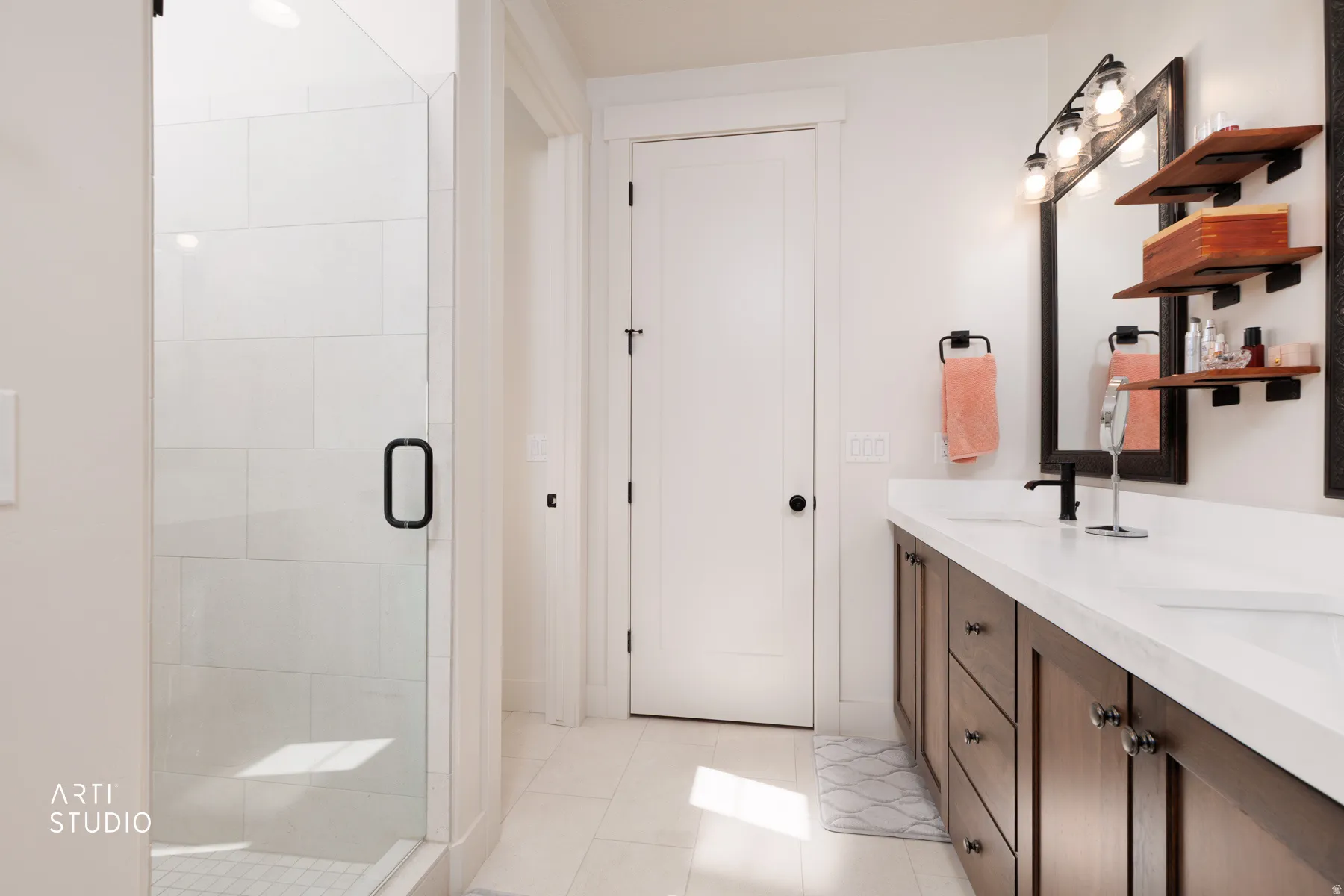 Primary Ensuite with large Shower