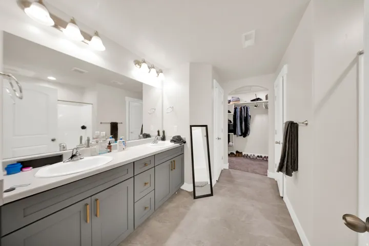 Master bathroom