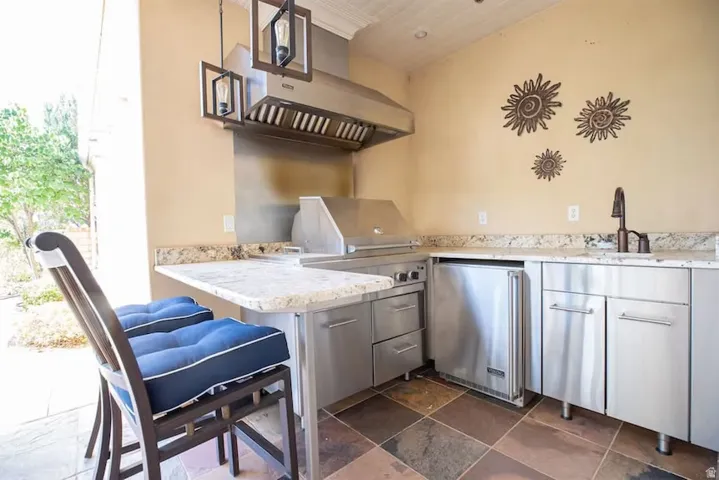 4376 W Canterbury Rd, Hurricane, Utah 84737