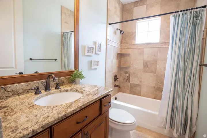 4376 W Canterbury Rd, Hurricane, Utah 84737