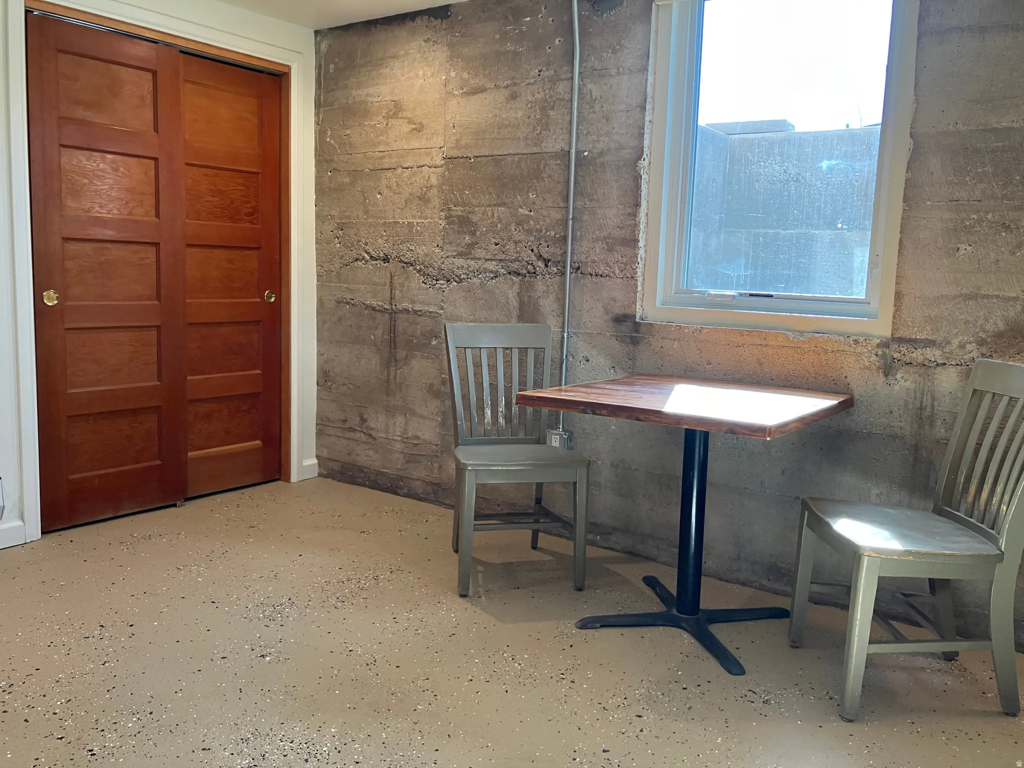 Downstairs bedroom #1