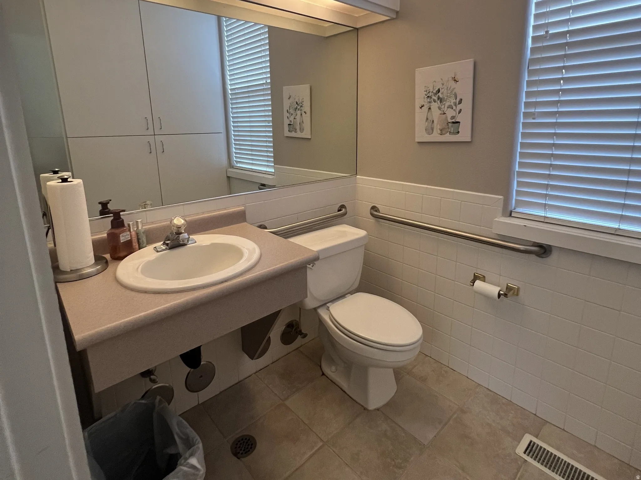 Downstairs Unit