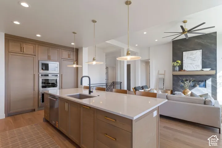 538 S 1400 W, Farmington, Utah 84025