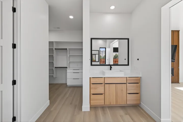 2235 Salida Del Sol, Moab, Utah 84532