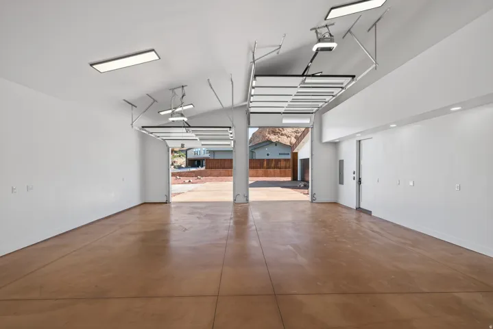 RV Garage