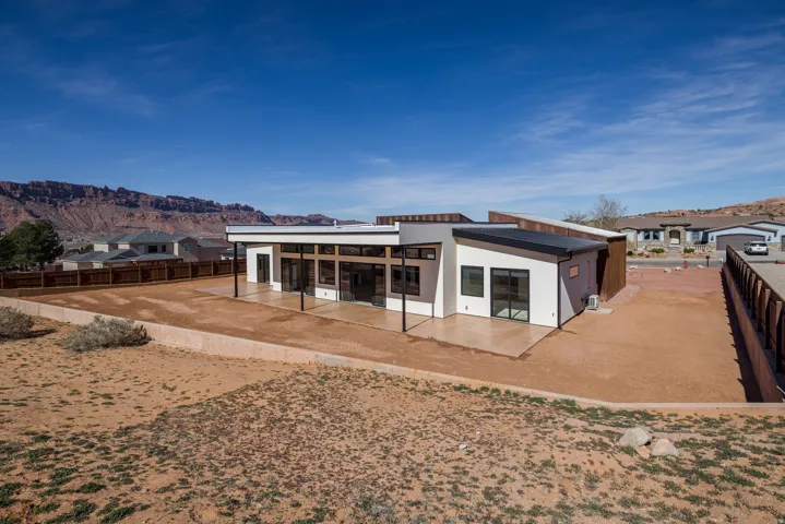2235 Salida Del Sol, Moab, Utah 84532