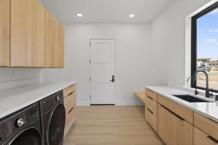 2235 Salida Del Sol, Moab, Utah 84532