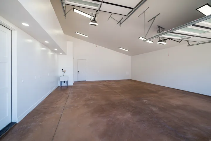 RV Garage