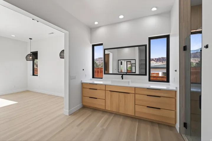 2235 Salida Del Sol, Moab, Utah 84532