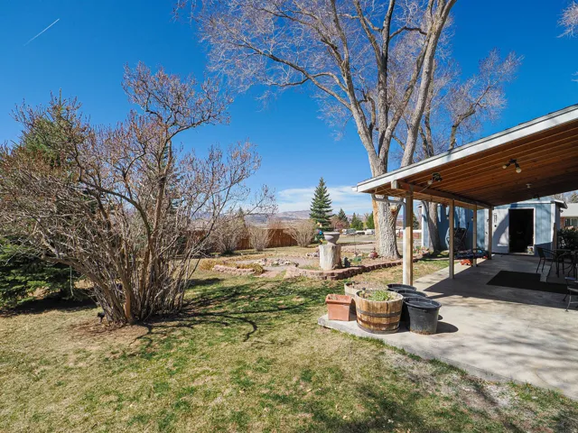 Huge, Relaxing, Covered Patio