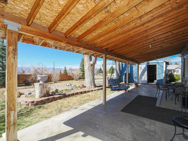 Huge, Relaxing, Covered Patio