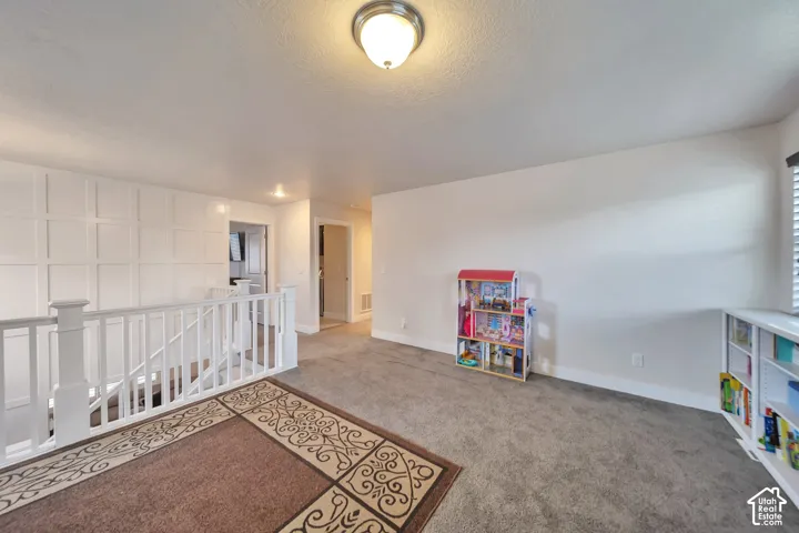 2nd floor family room/play area