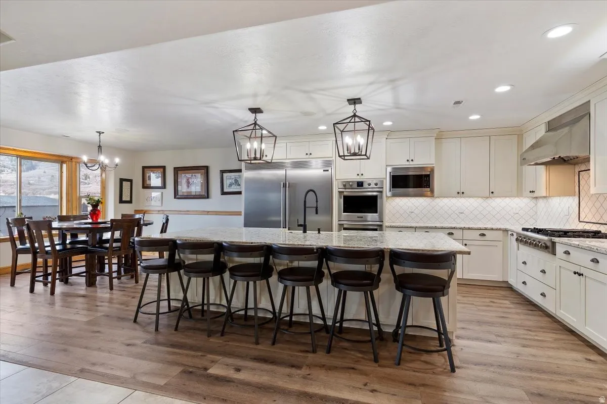 6 Seater Kitchen Island