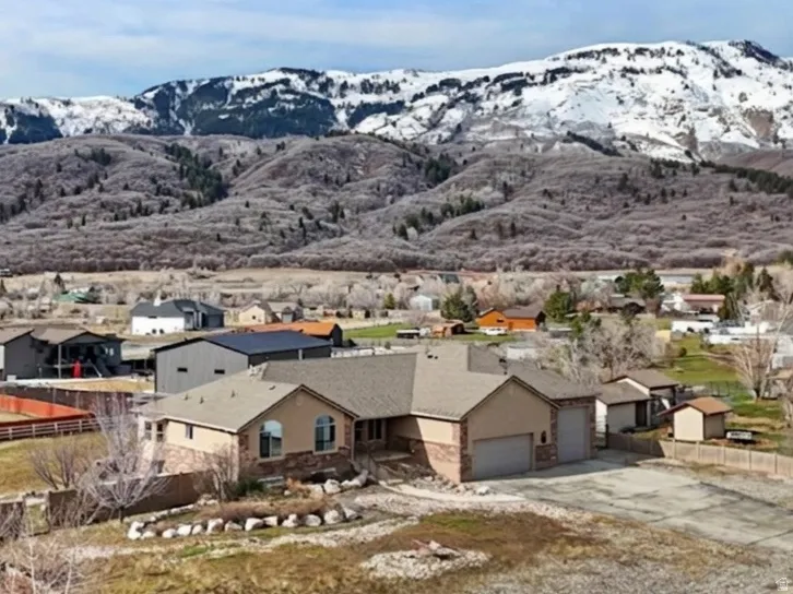 Mountain Home with Mountain Views