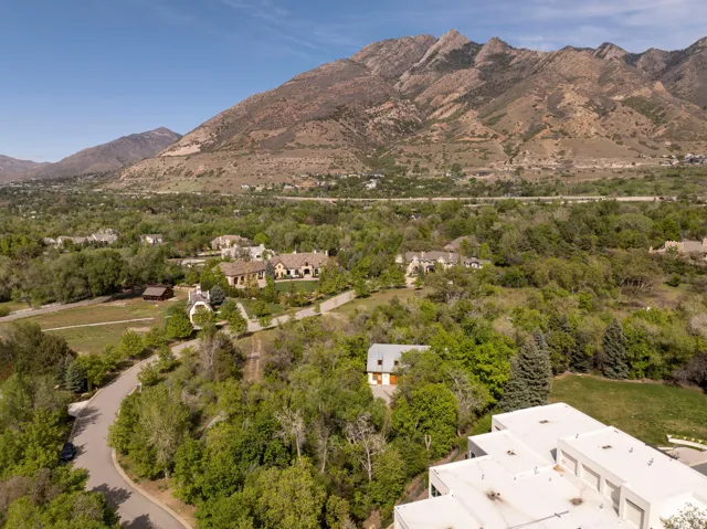 2614 E Providence Ct, Holladay, Utah 84121