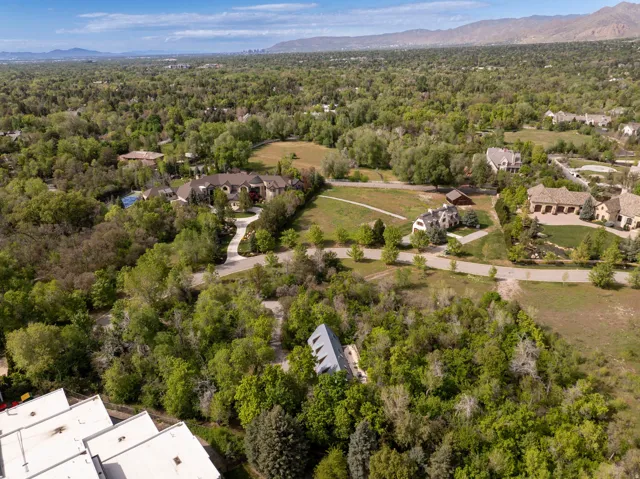 2614 E Providence Ct, Holladay, Utah 84121