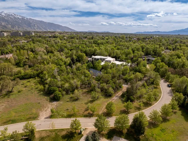2614 E Providence Ct, Holladay, Utah 84121