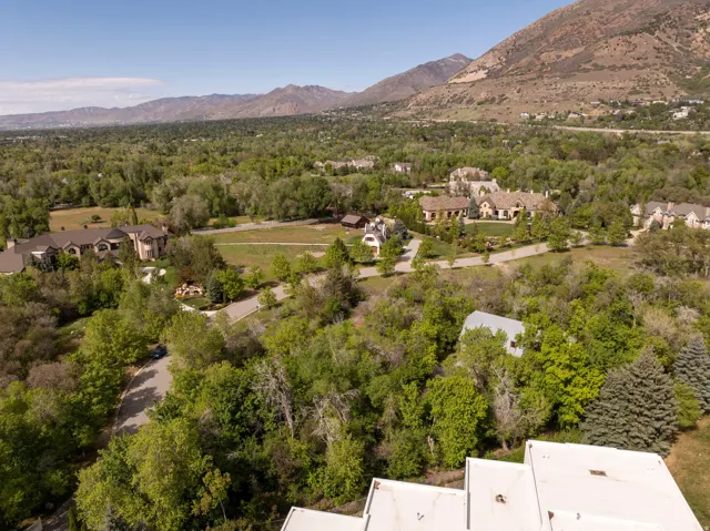 2614 E Providence Ct, Holladay, Utah 84121