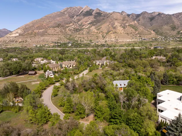 2614 E Providence Ct, Holladay, Utah 84121