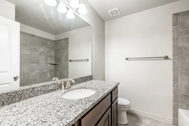 690 N 1775 W, West Point, Utah 84015
