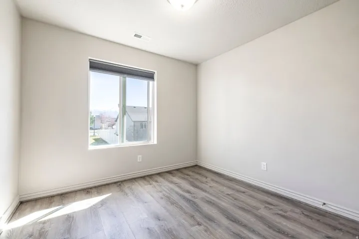 690 N 1775 W, West Point, Utah 84015