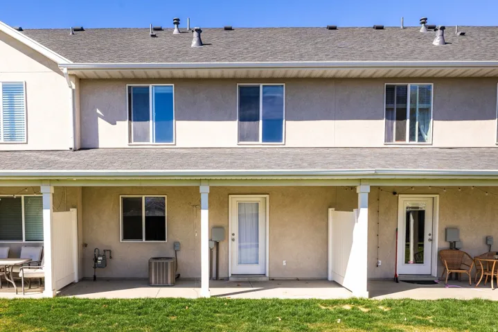 690 N 1775 W, West Point, Utah 84015