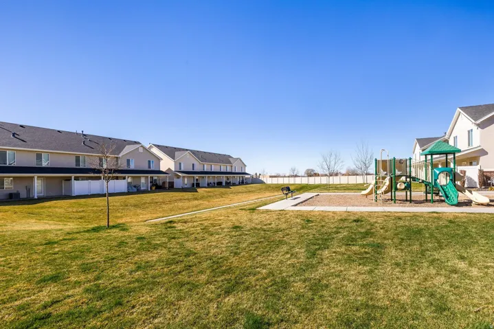 690 N 1775 W, West Point, Utah 84015
