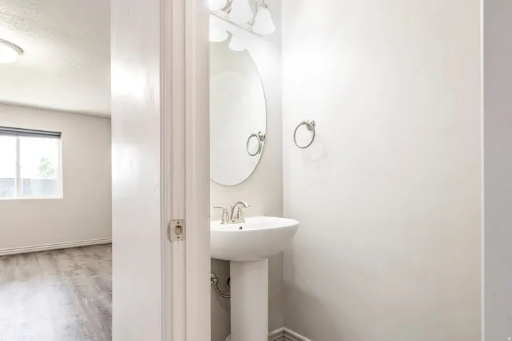 690 N 1775 W, West Point, Utah 84015