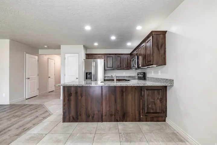 690 N 1775 W, West Point, Utah 84015