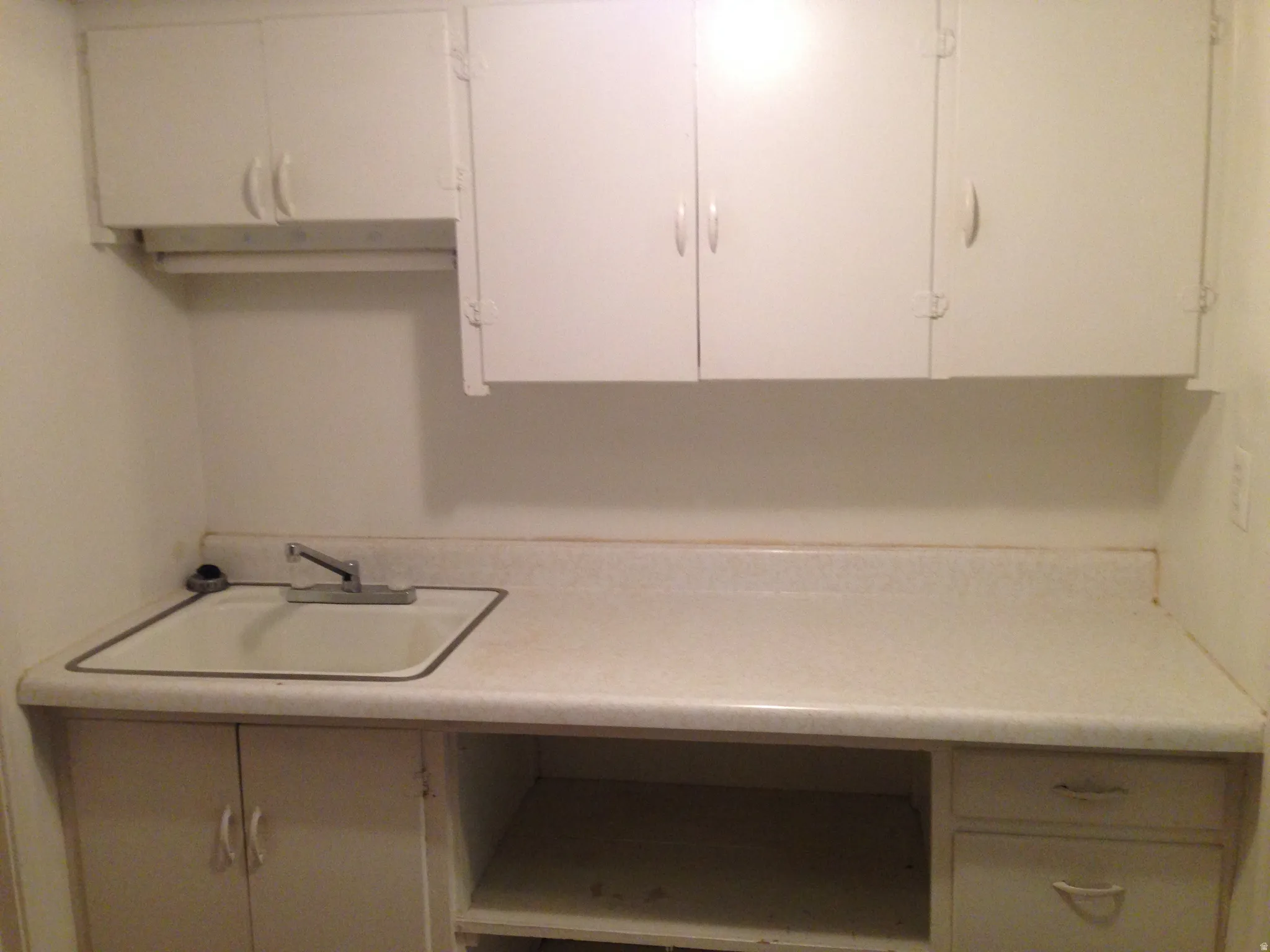 Apt 2