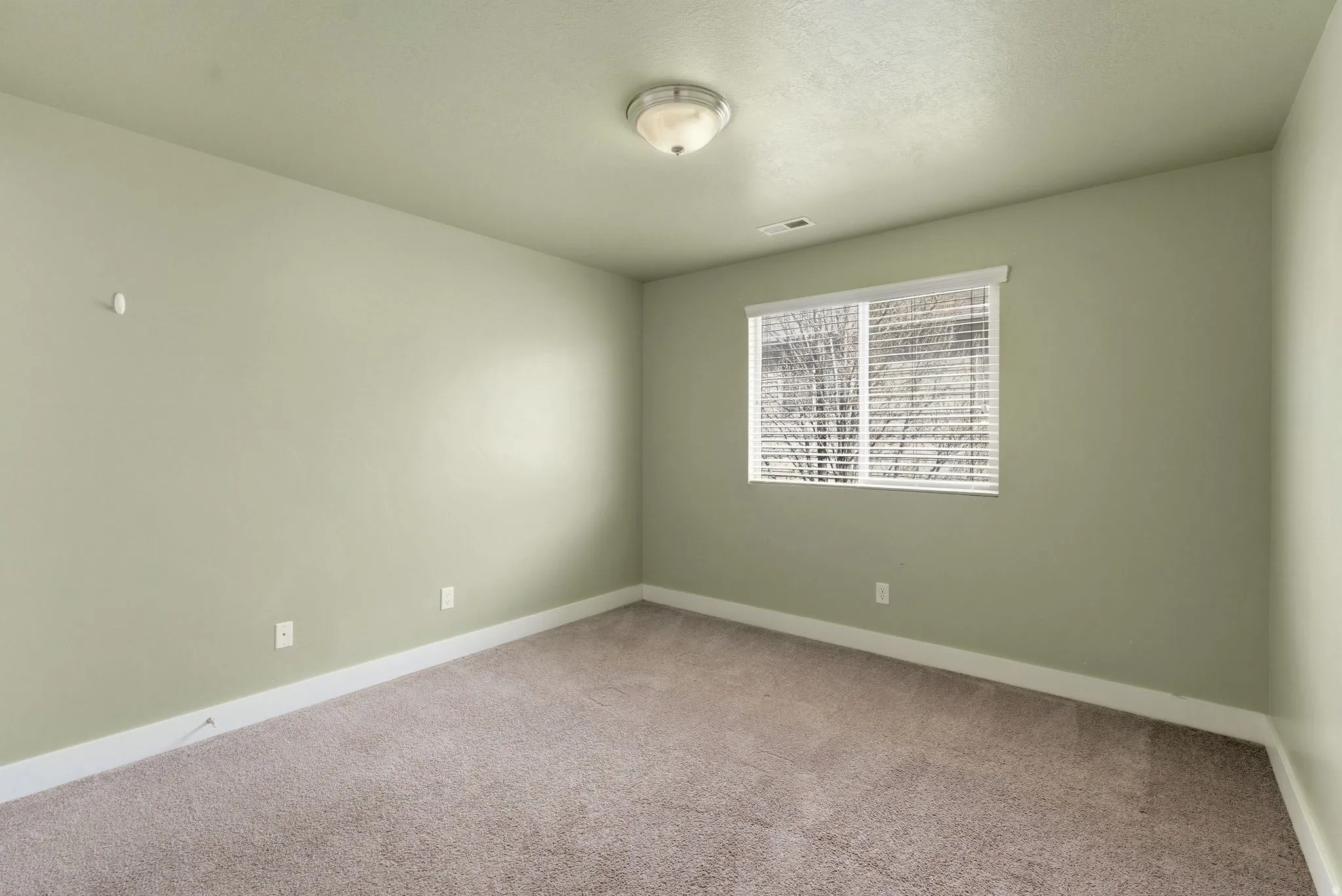 Bedroom #1
