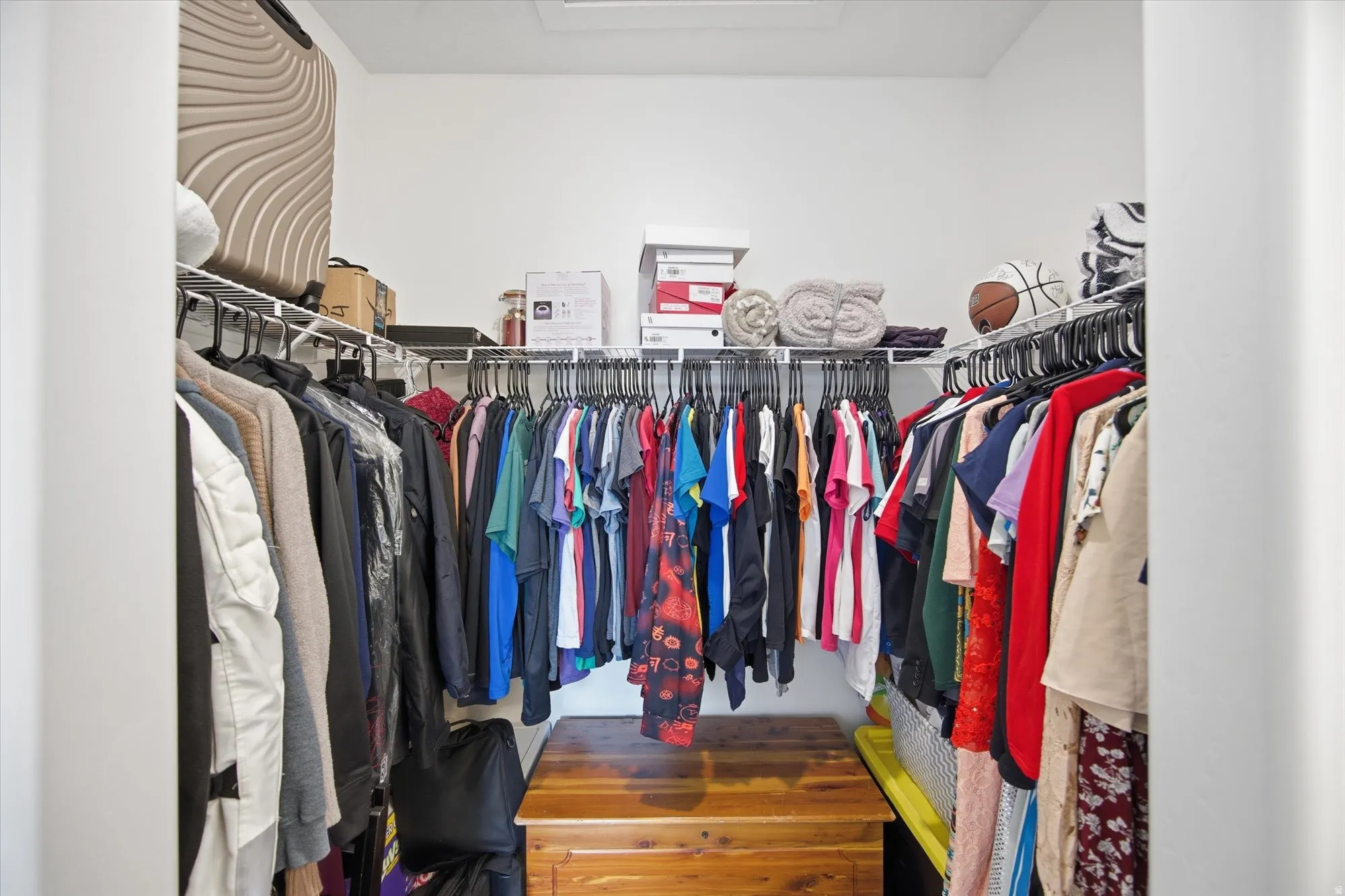 View of walk in closet