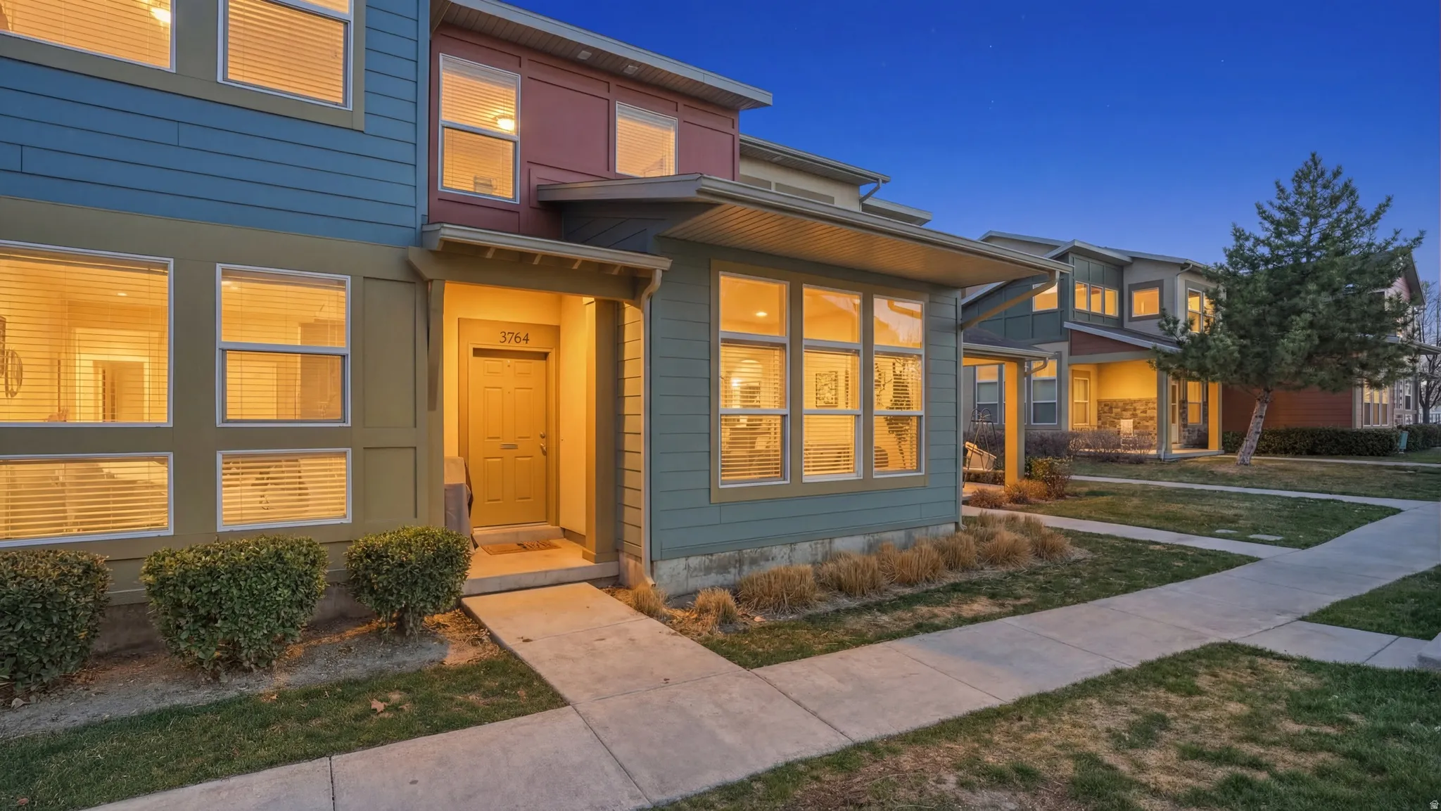 View of front of home with a front lawn