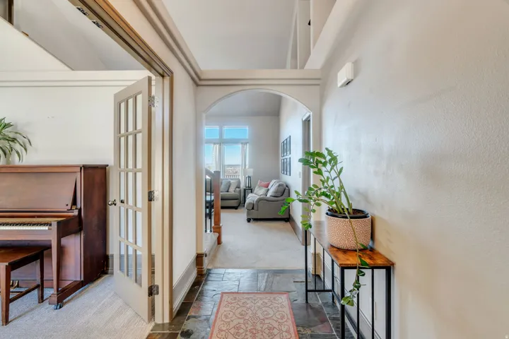 Front Entry Way