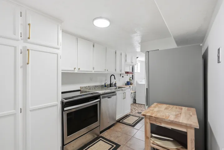 7795 S 1000 E, Midvale, Utah 84047
