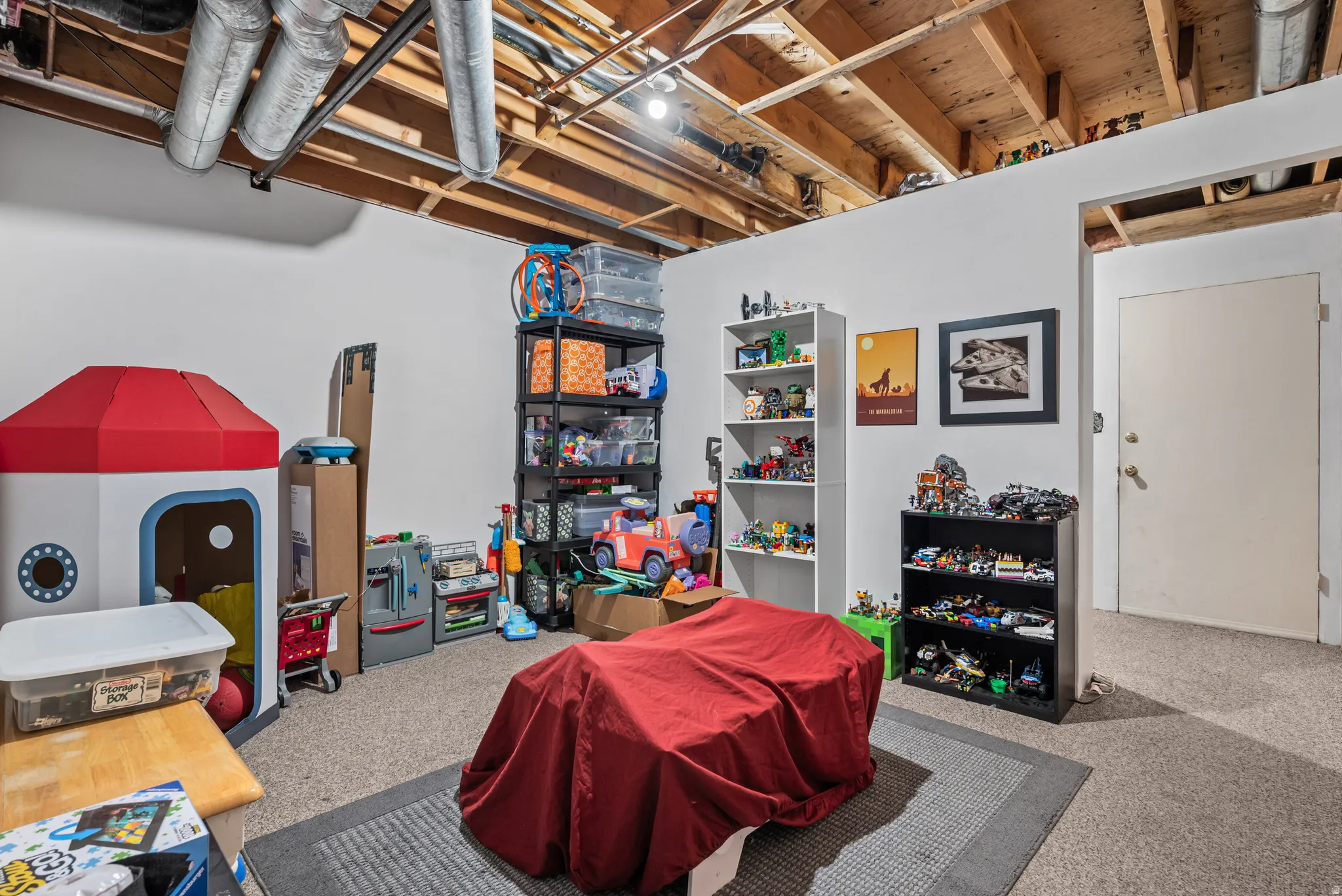 Game room featuring carpet flooring