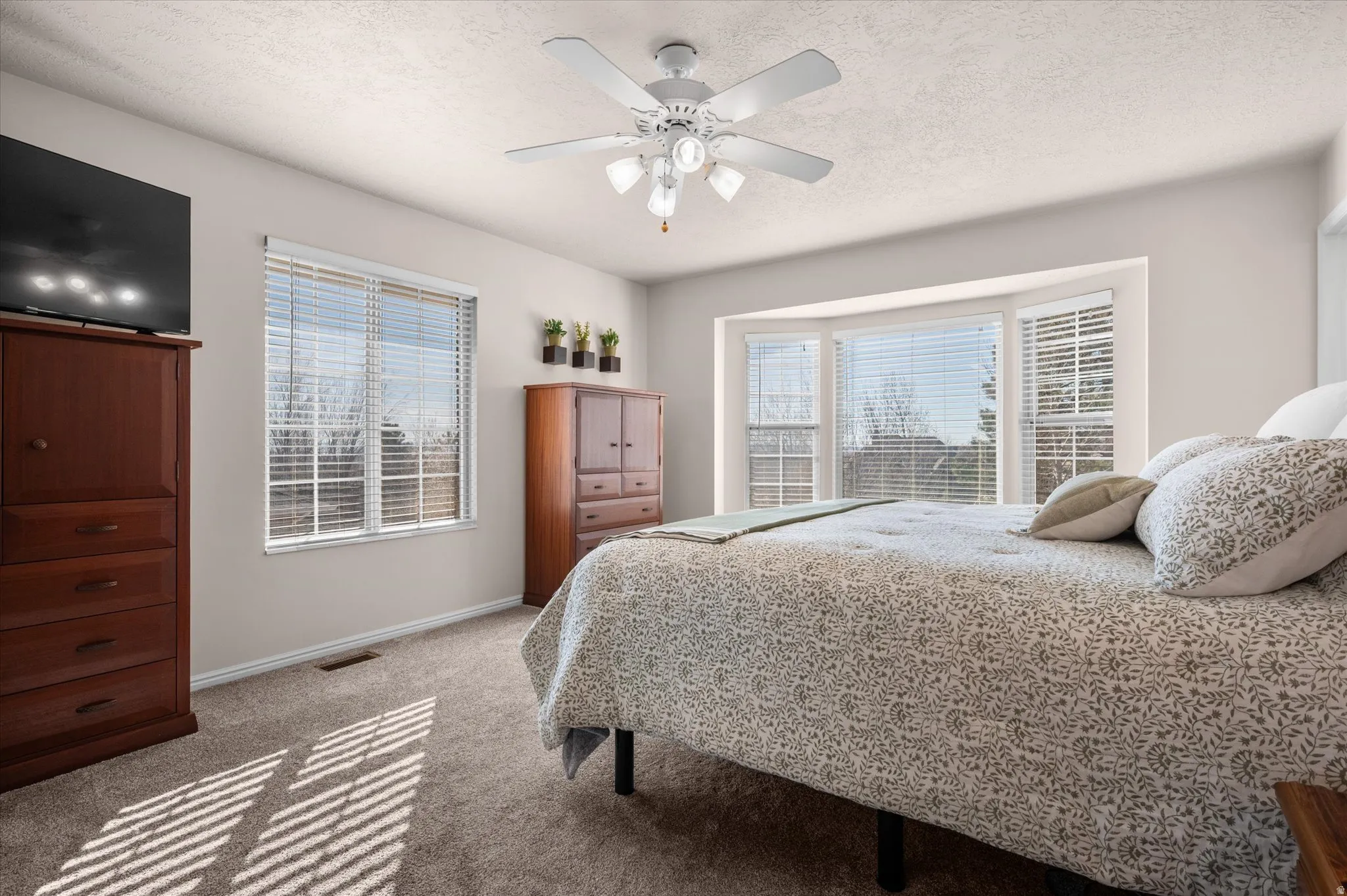 Primary bedroom with en suite