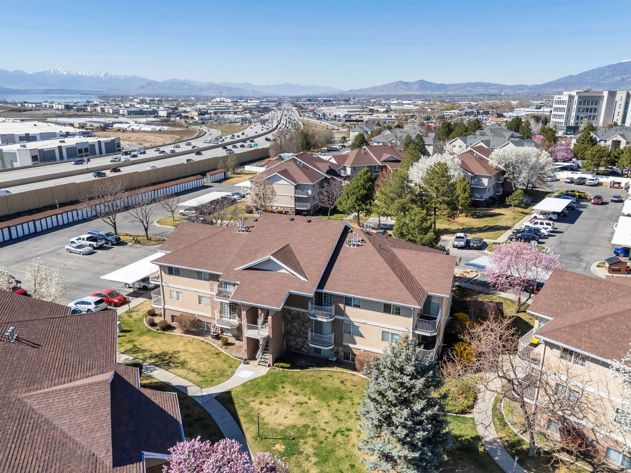 Bird's eye view of a mountain backdrop