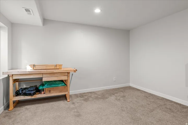 6321 W Moon Dr, Stansbury Park, Utah 84074
