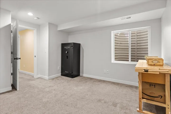 6321 W Moon Dr, Stansbury Park, Utah 84074