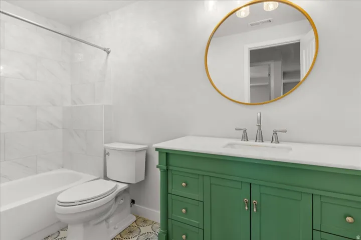 6321 W Moon Dr, Stansbury Park, Utah 84074