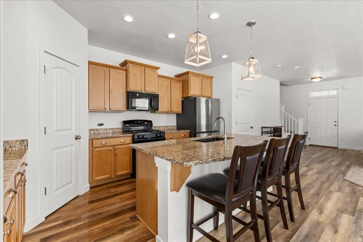 6321 W Moon Dr, Stansbury Park, Utah 84074