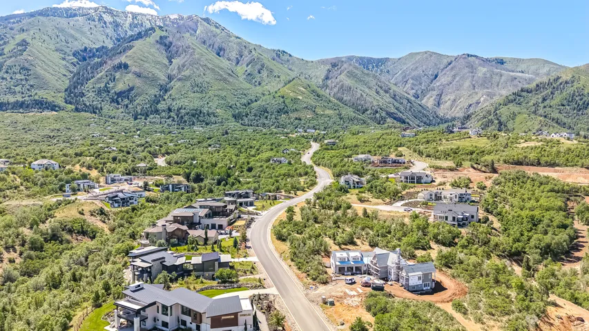 890 S Summit Dr, Woodland Hills, Utah 84653