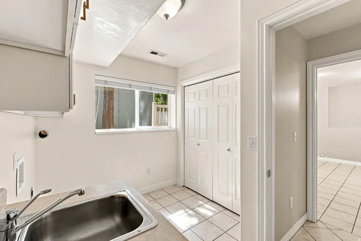 1573 N 40 E, Lehi, Utah 84043
