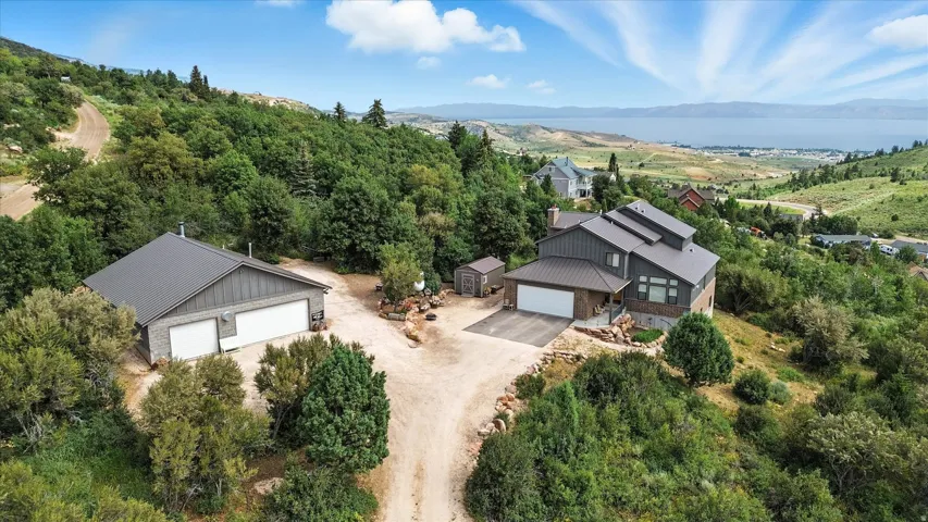 View from above of property featuring a mountainous background