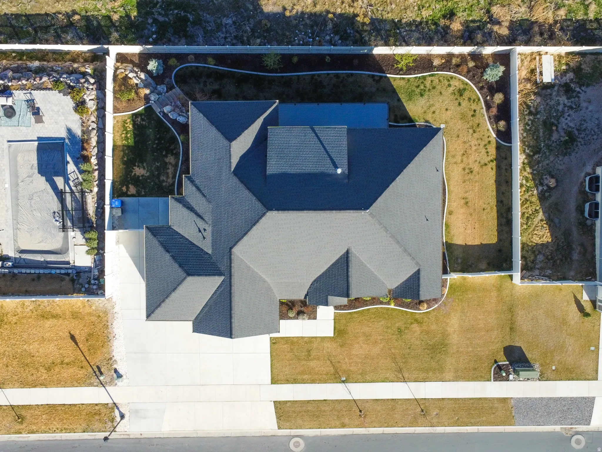 Aerial view of property and surrounding area